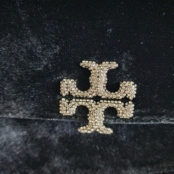 NWT Tory Burch Black Velvet clutch/purse/chain wallet W/wrist Strap - Picture 6 of 15